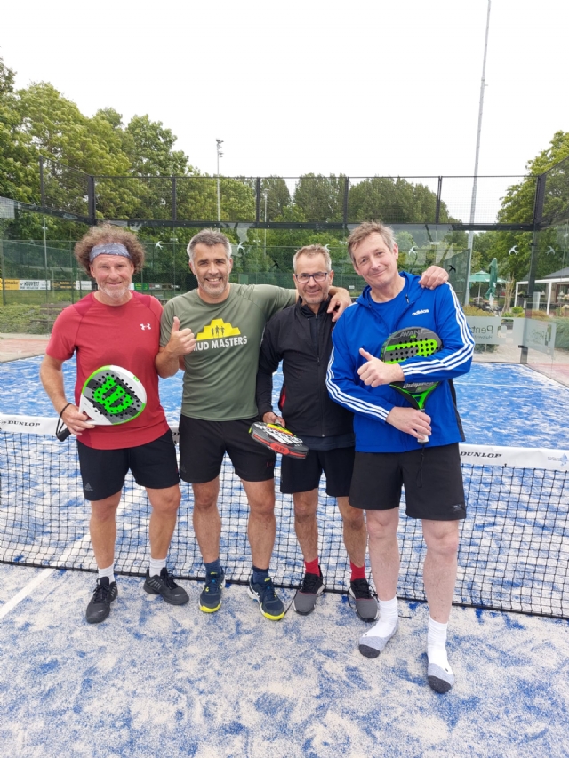 BAS 1 Padel zondag kampioen!!   